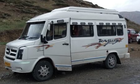 Tempo traveller Hire Hire Tempo Traveller for Taj Mahal Tour in Golden Triangle Tour with SRM Holidays Pvt Ltd