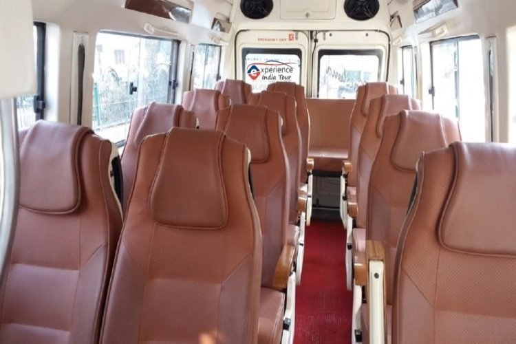 16 seater tempo Traveller in Delhi