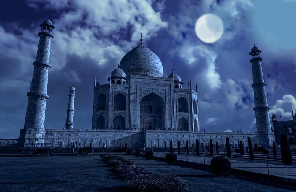 Taj Mahal Moon Light Tour